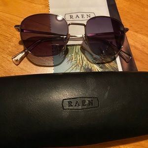 Brand new Raen Alameda sunglasses.
